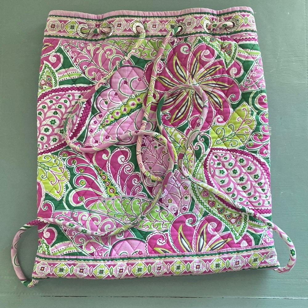 VERA BRADLEY DRAWSTRING BACKPACK PURSE